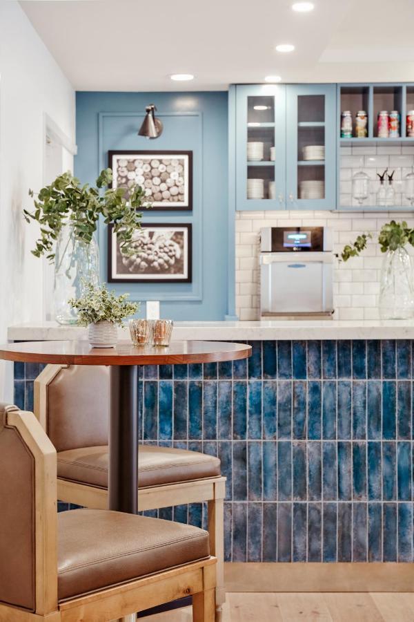 The Lodge At Healdsburg, Tapestry Collection By Hilton Bagian luar foto
